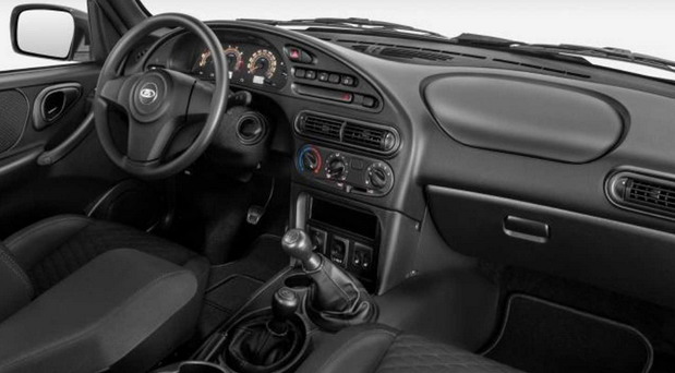 Lada Niva Travel Black Lada Niva Travel Black