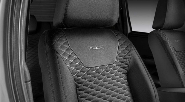 Lada Niva Travel Black Lada Niva Travel Black