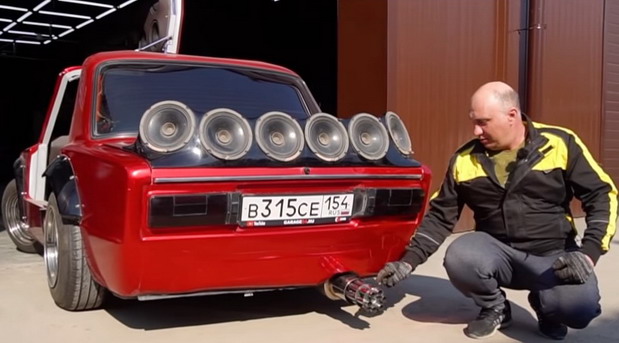 Lada za Pobesnelog Maksa Lada za Pobesnelog Maksa