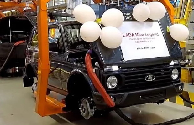 Lada Niva Legend