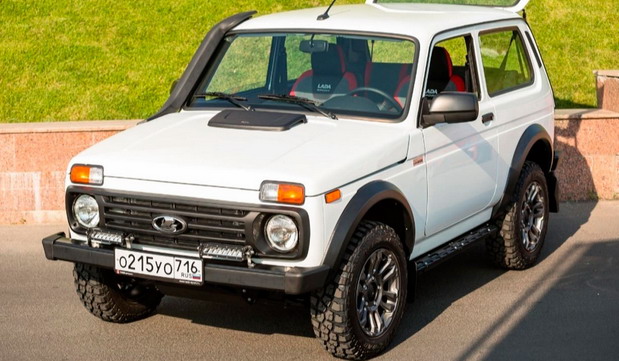 Lada Niva Sport