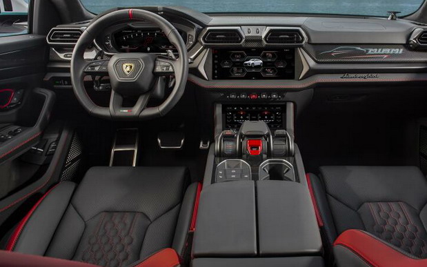 Lamborghini Urus SE Miami