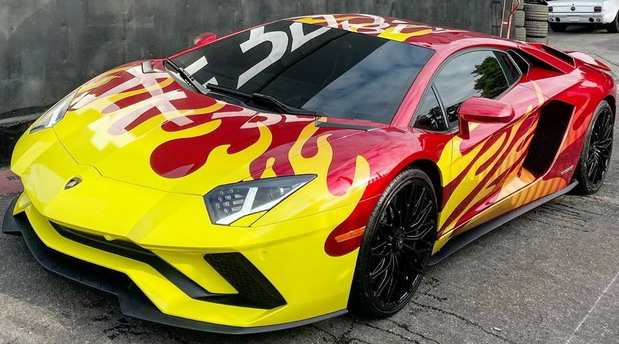 Lamborghini Aventador S u Hot Wheels stilu