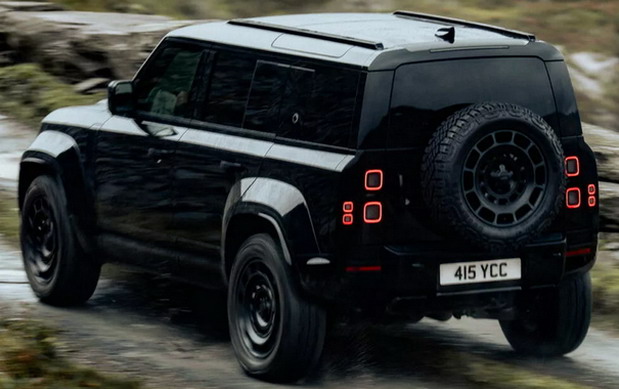 Land Rover Defender OCTA Black Land Rover Defender OCTA Black