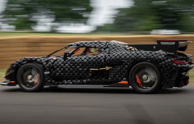 LEGO Koenigsegg Sadair&rsquo;s Spear