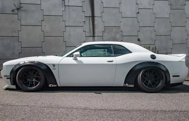 Liberty Walk Dodge Challenger