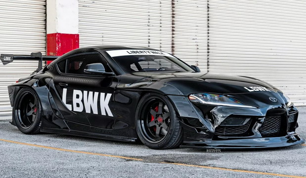 Liberty Walk Toyota Supra