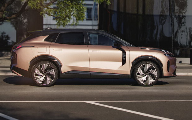 Lynk & Co 08 Lynk & Co 08