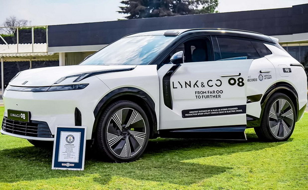 Lynk & Co 08