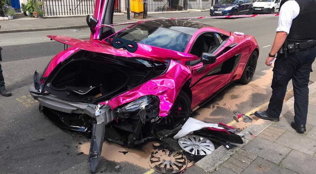 McLaren 570S 