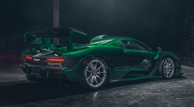 McLaren Senna
