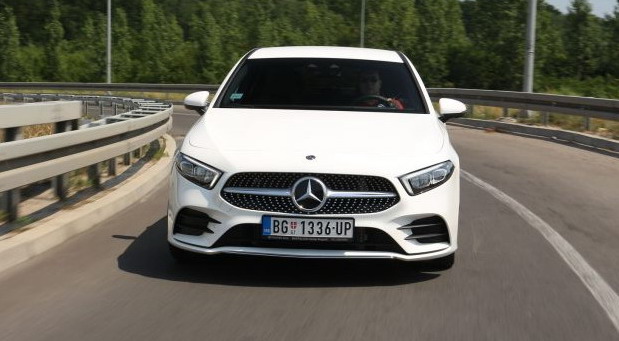 Mercedes-Benz A 180 d AMG Line Mercedes-Benz A 180 d AMG Line