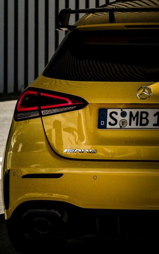 Mercedes-AMG A35 Mercedes-AMG A35