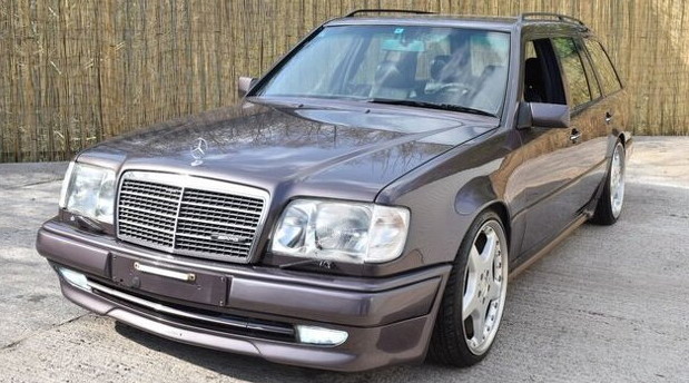 Mercedes-Benz E36 AMG Mercedes-Benz E36 AMG
