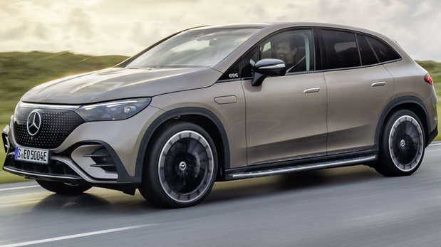 Mercedes EQE SUV