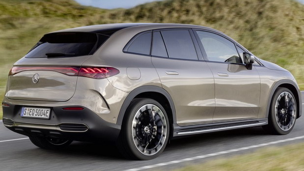 Mercedes EQE SUV