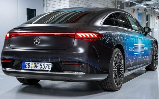 Mercedes-Benz EQS