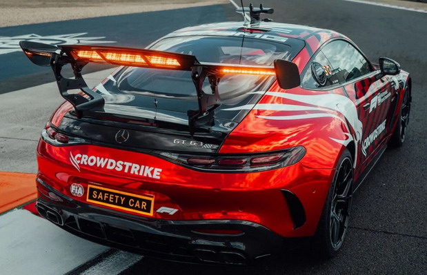 Mercedes-AMG GT 63 Pro 4Matic+ F1 Safety Car 