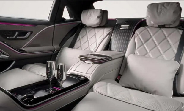 Mercedes-Maybach S680 Edition Nordic Glow Mercedes-Maybach S680 Edition Nordic Glow