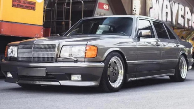 Mercedes 560 SEL AMG