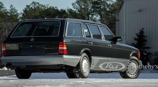 Mercedes-Benz 560 TEL Estate Mercedes-Benz 560 TEL Estate