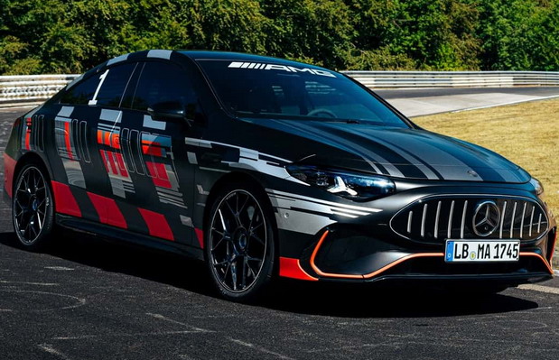 Mercedes-AMG CLA 45 Mercedes-AMG CLA 45