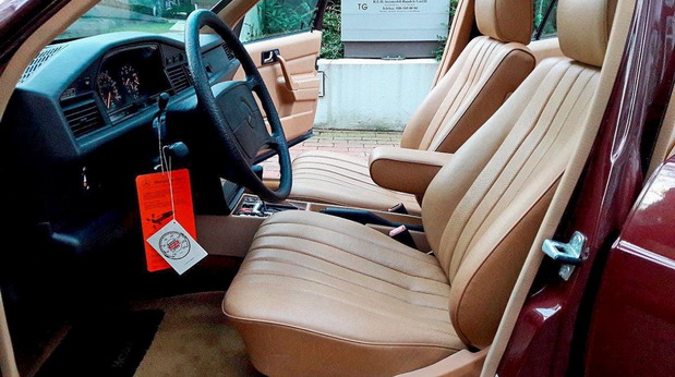 Mercedes 190E