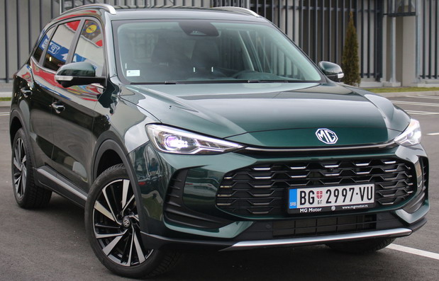 MG ZS Hybrid+ Luxury