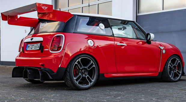 MINI John Cooper Works MINI John Cooper Works