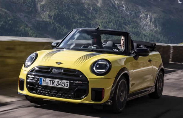 MINI John Cooper Works Convertible 