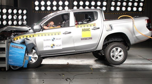 Mitsubishi L200 test