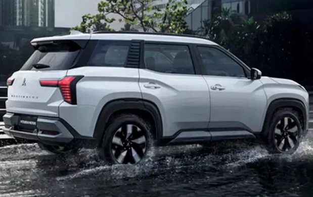 Mitsubishi Destinator
