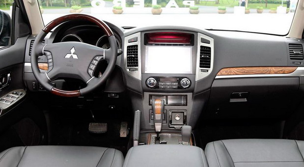 2019 Mitsubishi Pajero
