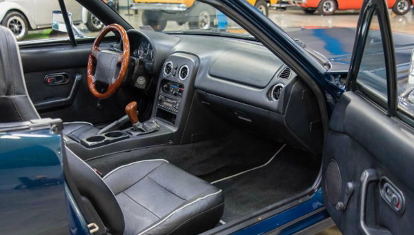 mazda mx-5 mustang