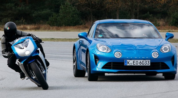 MV Agusta Superveloce Alpine MV Agusta Superveloce Alpine