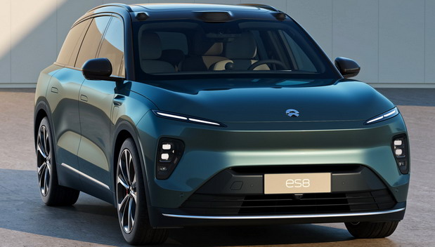 Nio ES8