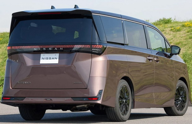 Nissan Elgrand Nissan Elgrand