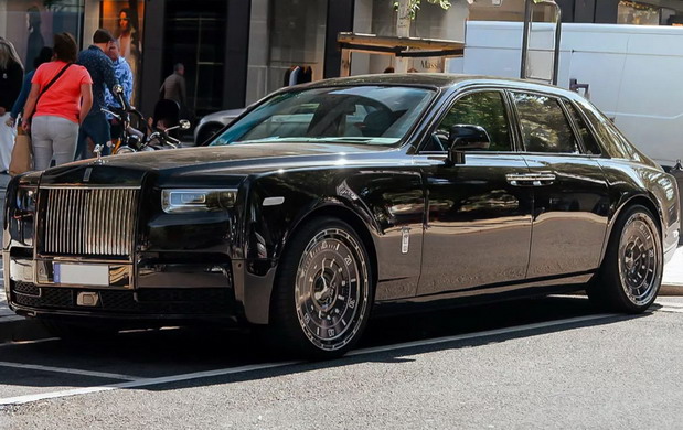 Rolls-Royce Phantom