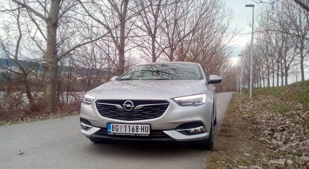 opel insignia