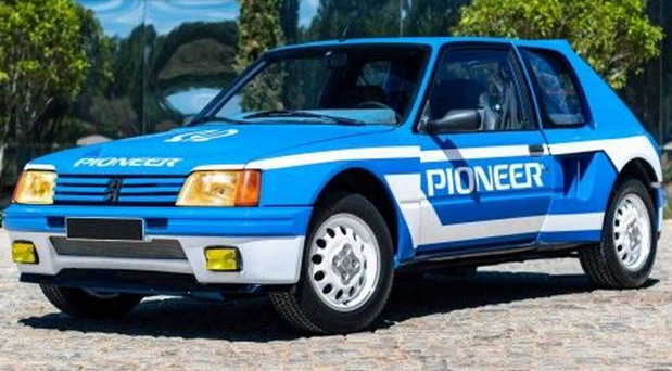 Peugeot 205 T16 Peugeot 205 T16