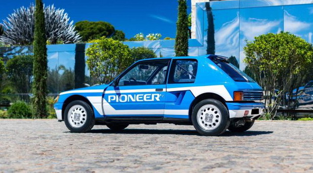 Peugeot 205 T16 Peugeot 205 T16