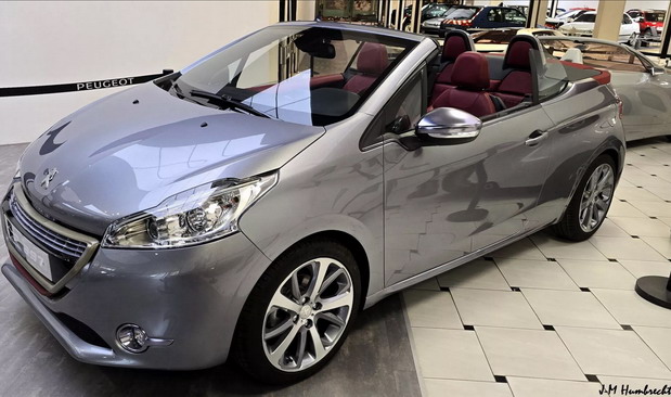 Peugeot 208 Cabriolet