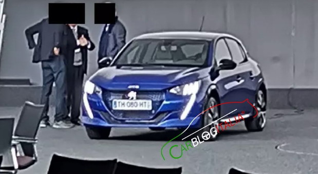 Peugeot 208