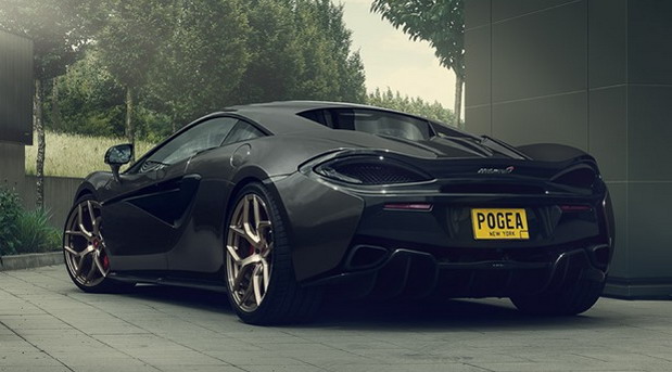 Pogea Racing McLaren 666S