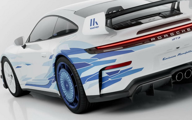 Porsche 911 GT3 Artisan Edition 