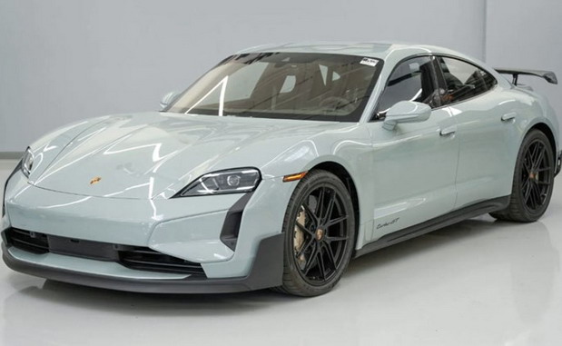 Porsche Taycan Turbo GT