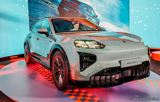 Porsche Cayenne Electric 