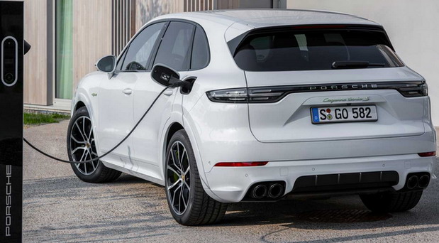 Porsche Cayenne Turbo S E-Hybrid