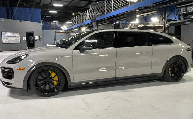 Porsche Cayenne Turbo GT Minivan Porsche Cayenne Turbo GT Minivan