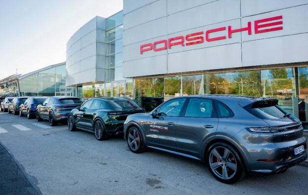 Porsche SUV dan